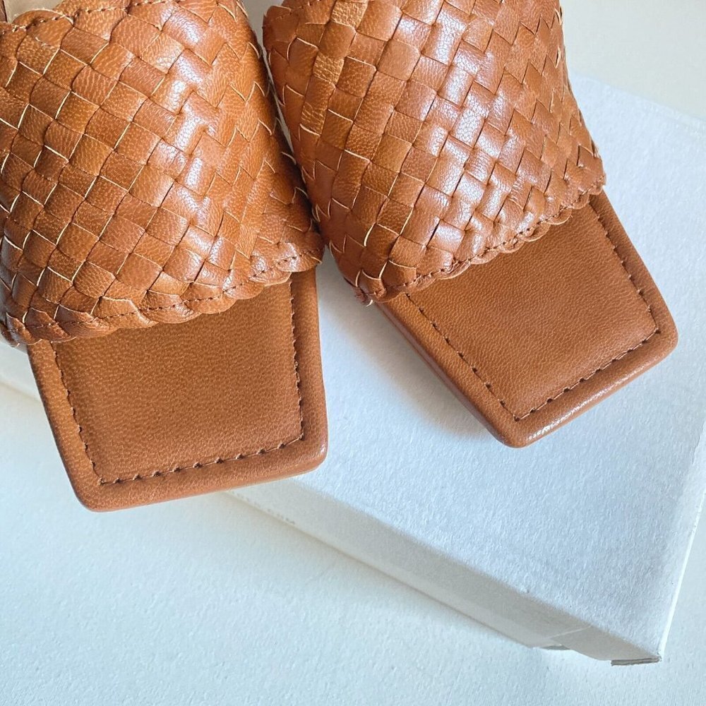 L'intervalle Caramel Brown Woven Braided Square Toe High Heel Slides 41 — image 6 of 8